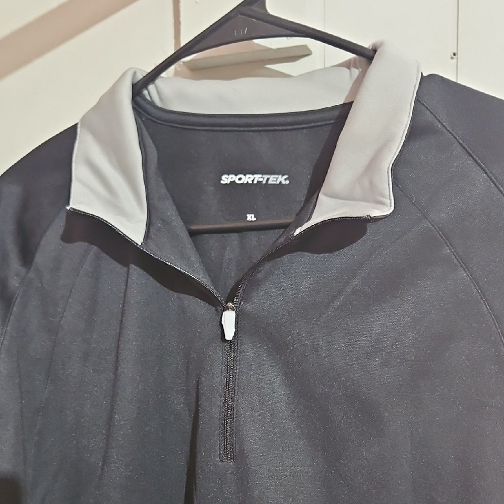 Sport-Tek Men's Black and White Lightweight 3/4 Zip Jacket XL